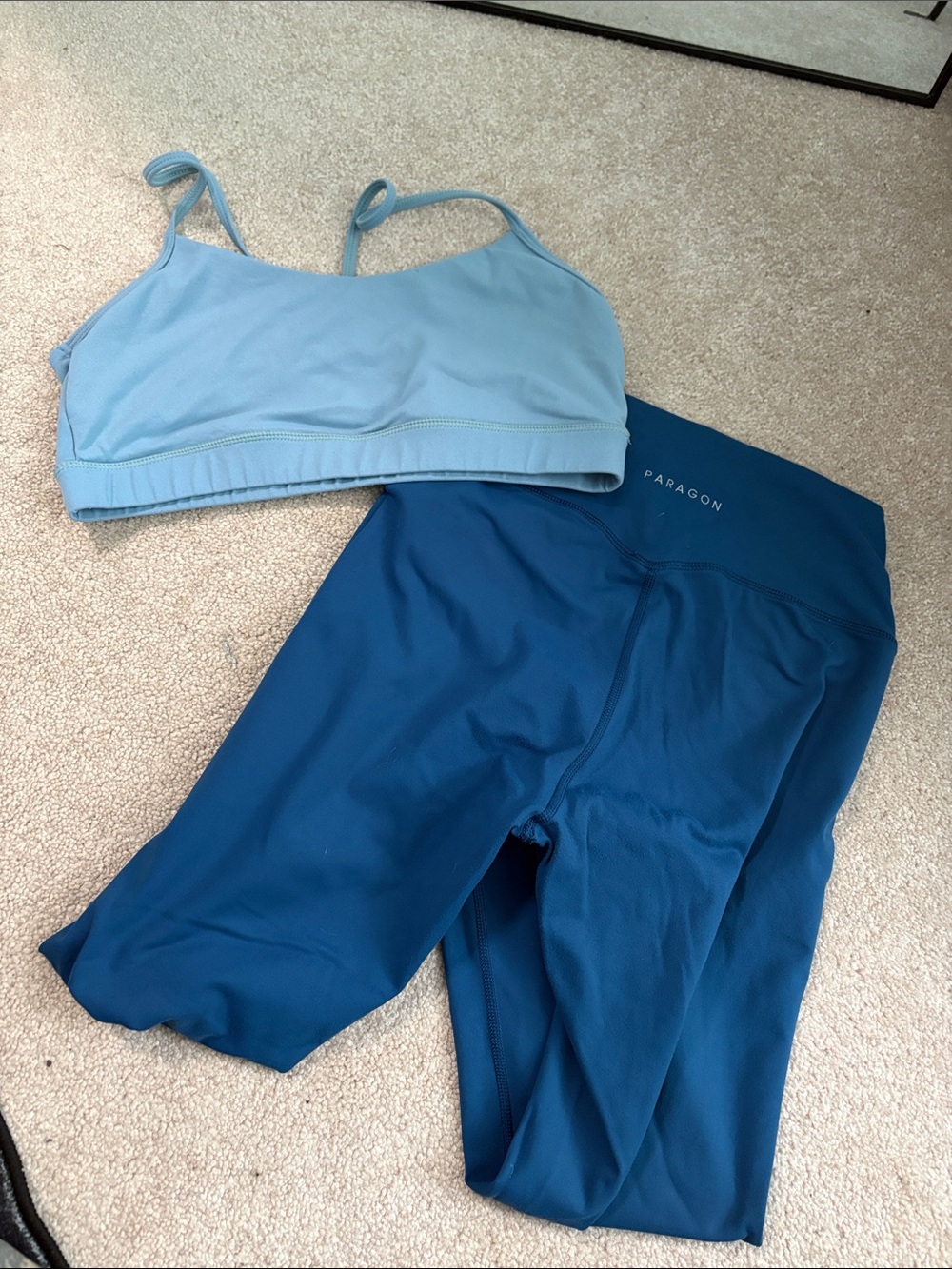 PARAGON SET High-Waist Active Leggings & Bra Medium